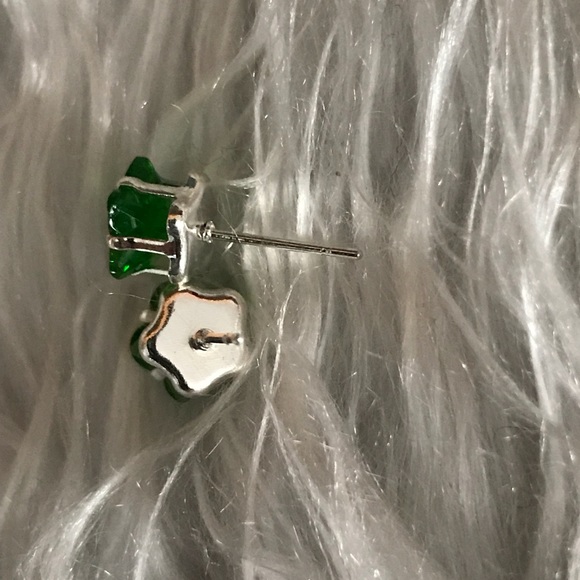 925 Sterling Silver Green Flower Crystal earrings - Picture 4 of 4